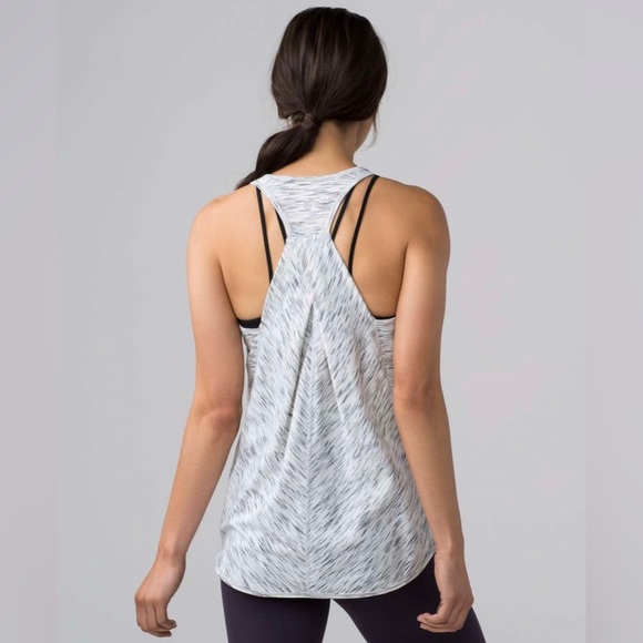 Lululemon Essential Tank (Tiger Space Dye Black White) - Picture 2 of 10